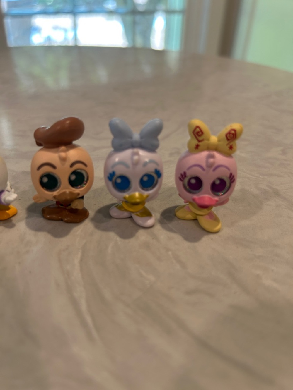 Disney Doorables Set of 7 Donald and Daffy Ducks. Excellent condition - Picture 3 of 5